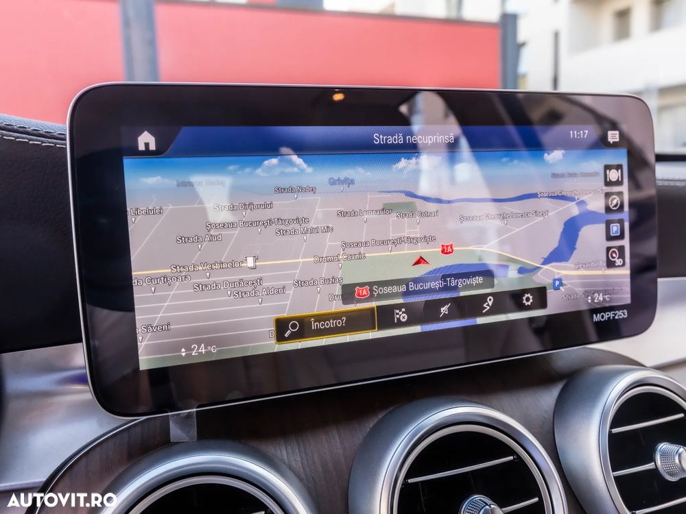 Mercedes-Benz GLC 300 4MATIC MHEV - 28