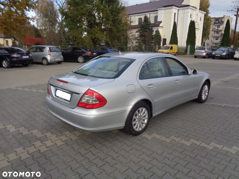 Mercedes-Benz Klasa E 220 CDI Elegance - 3