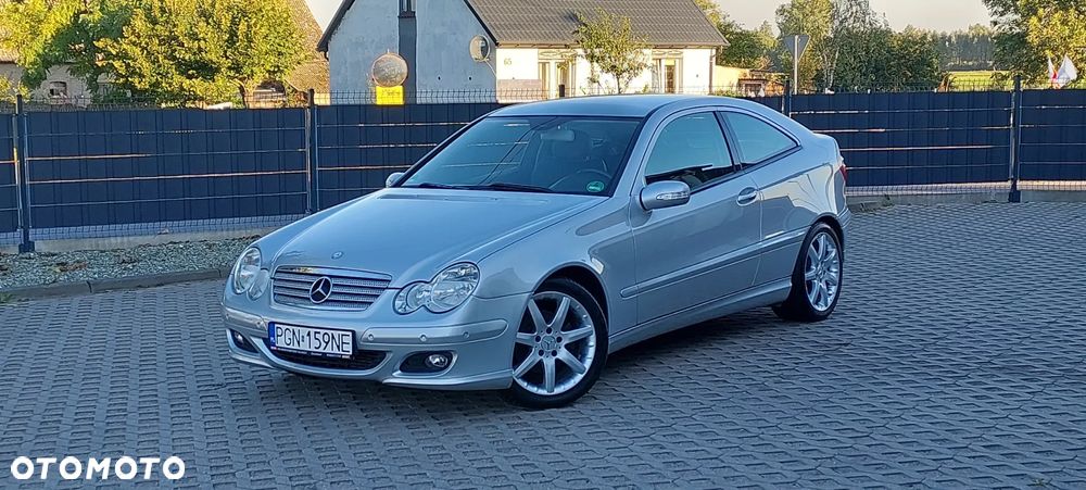 Mercedes-Benz Klasa C - 17