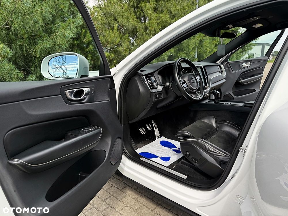 Volvo XC 60 D3 R-Design - 21