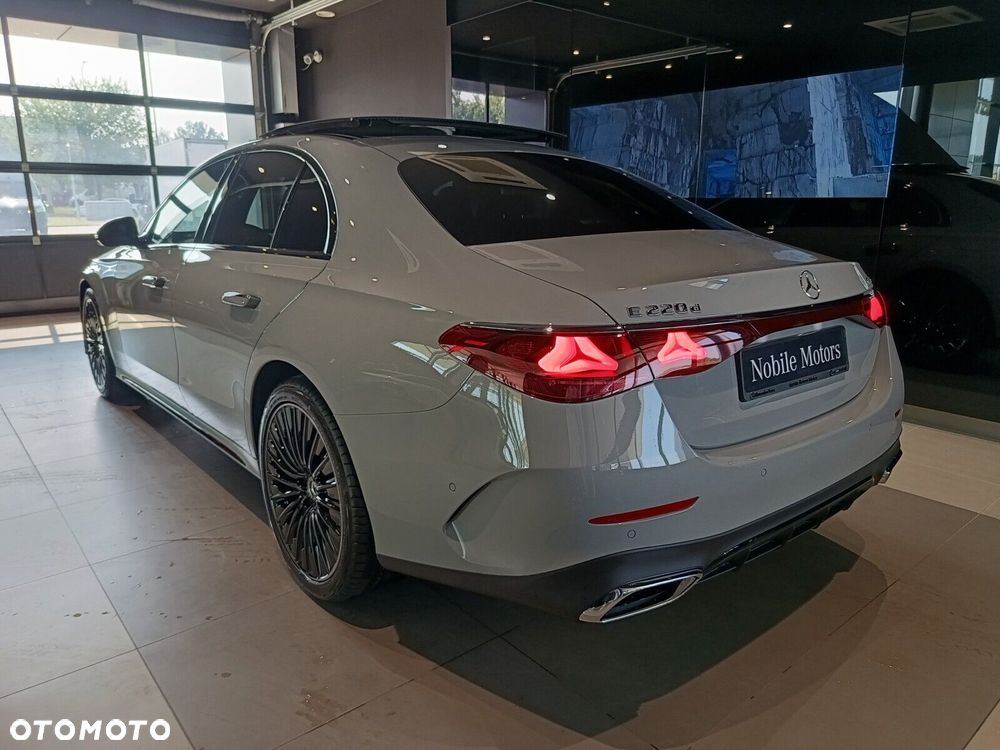 Mercedes-Benz Klasa E - 6