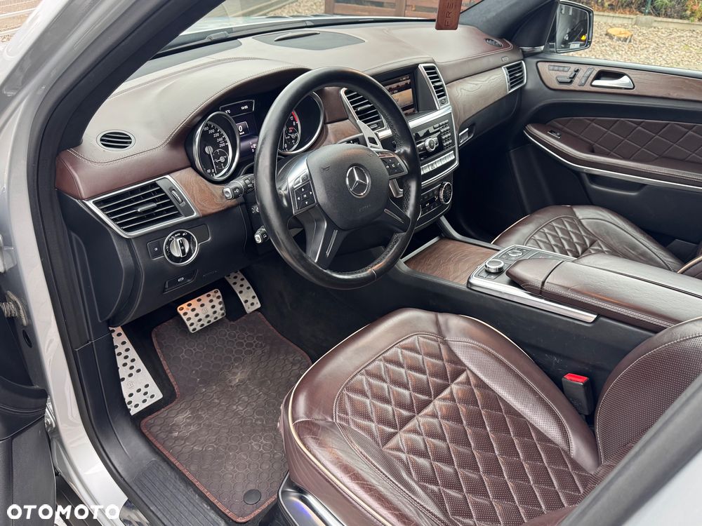 Mercedes-Benz GL - 10