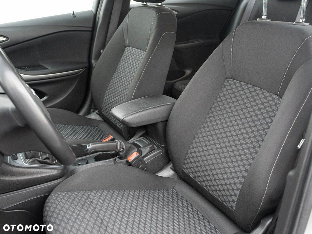 Opel Astra - 13