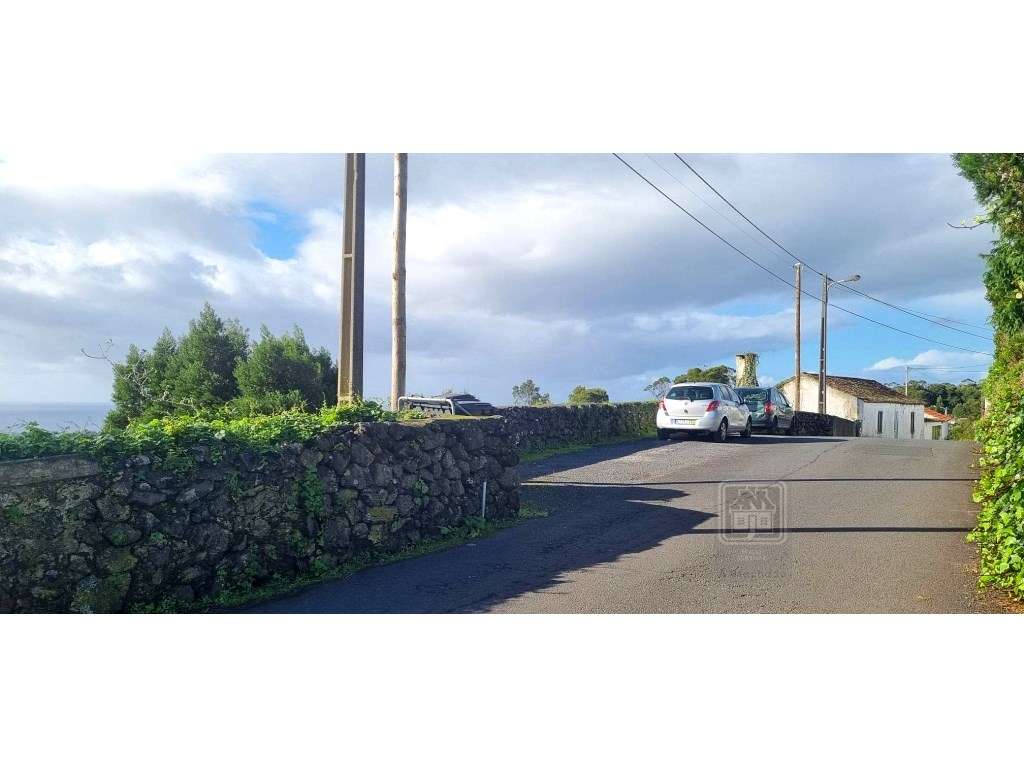 VENDA de AMPLO TERRENO para Construção - Posto Santo, Angra do Hero... - Grande imagem: 2/9