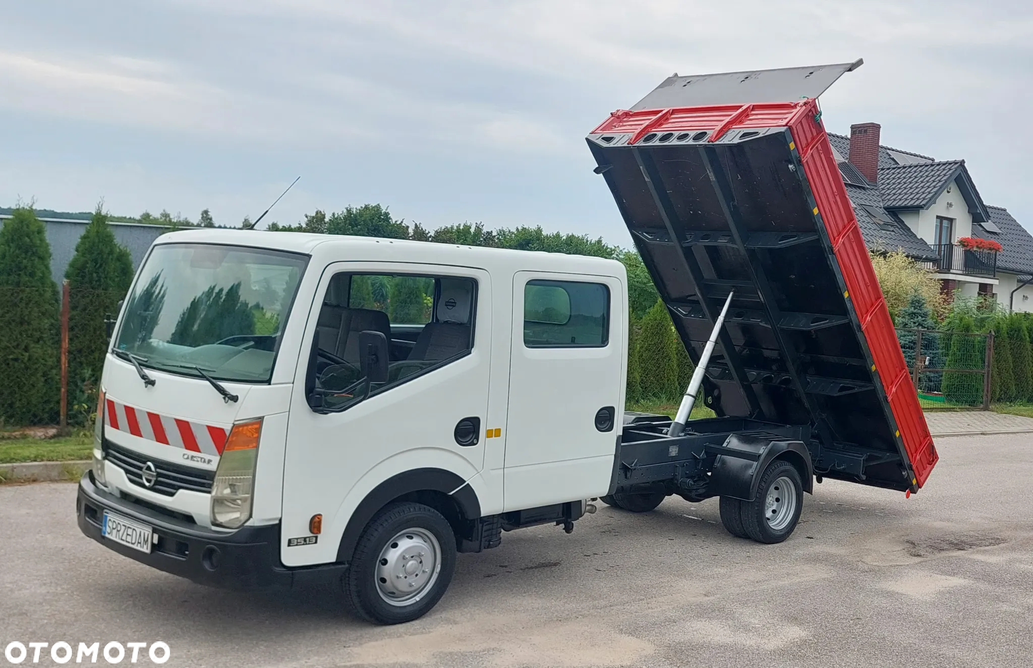 Nissan Cabstar - 19