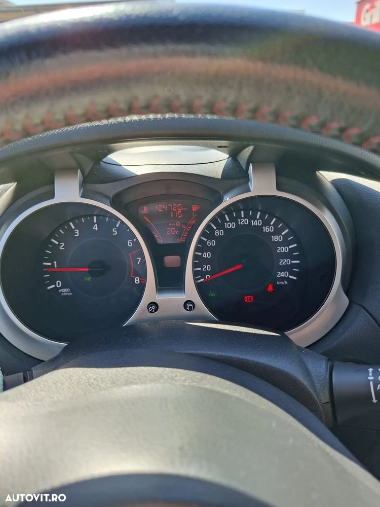 Nissan Juke 1.6L DIG-T Start/Stop Tekna - 9