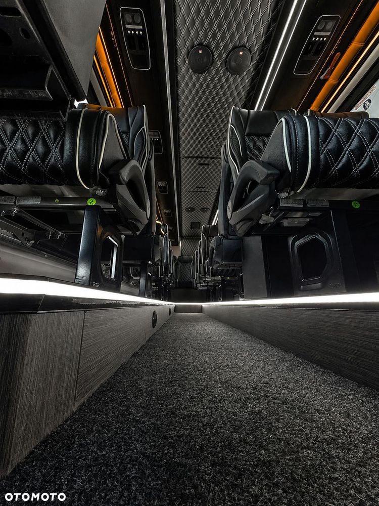 Mercedes-Benz SPRINTER 519 CDI 19+1+1 DUŻY BAGAŻNIK - 17