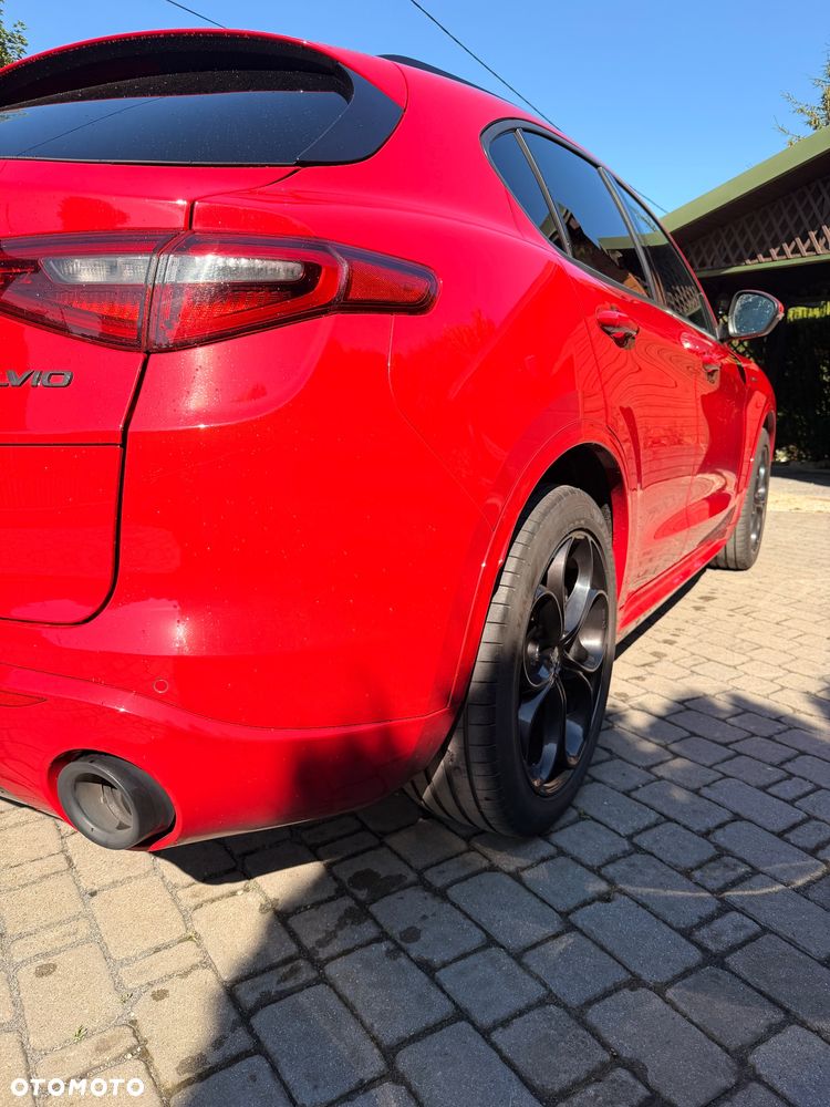Alfa Romeo Stelvio 2.0 Turbo Veloce Q4 - 6