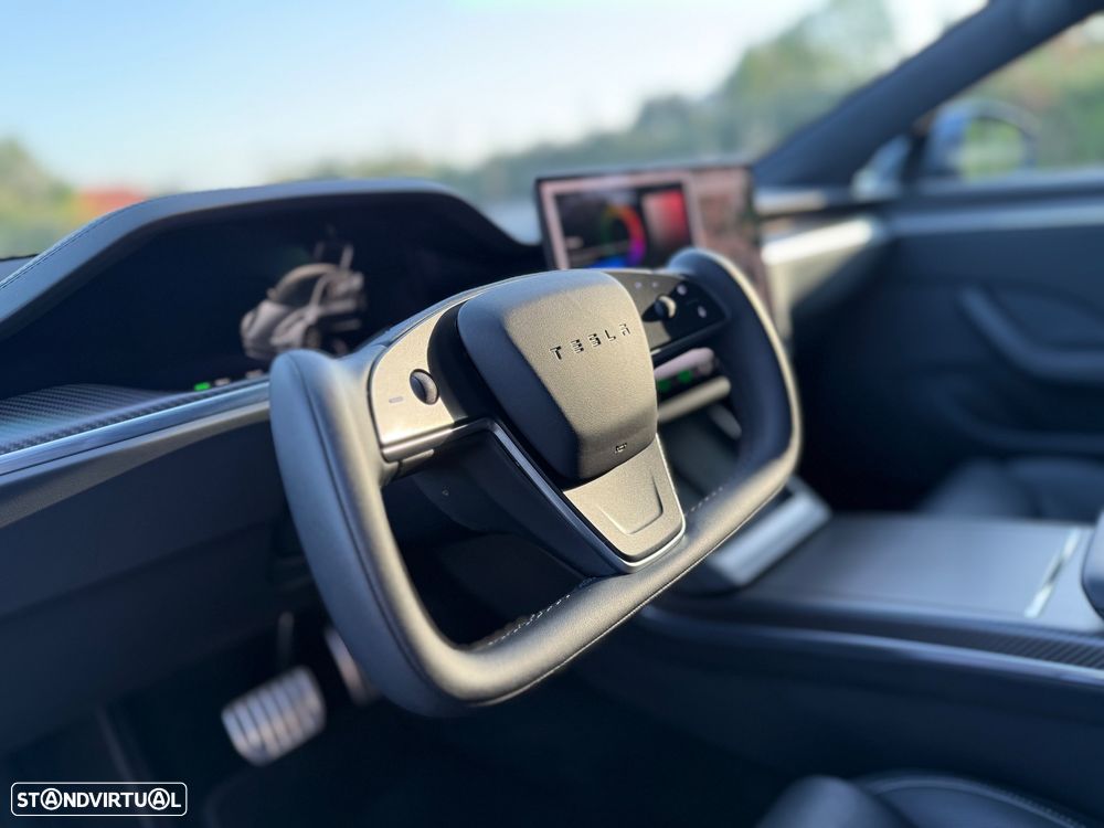 Tesla Model S Plaid AWD - 34