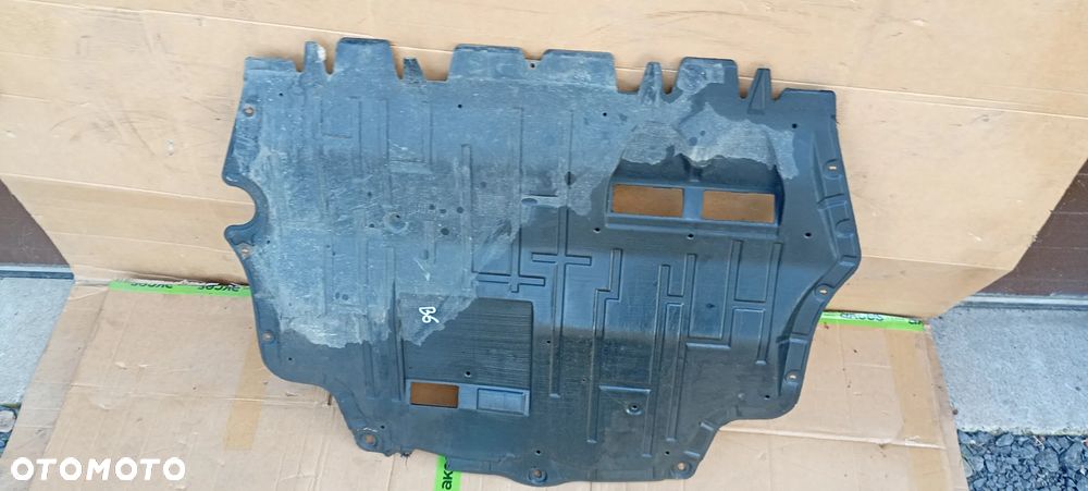 Osłona płyta pod silnik VW Passat B6 3C0825237 - 2