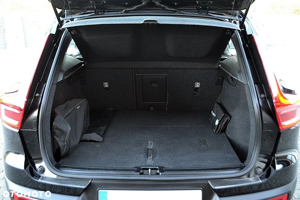Volvo XC 40 T3 Momentum - 17