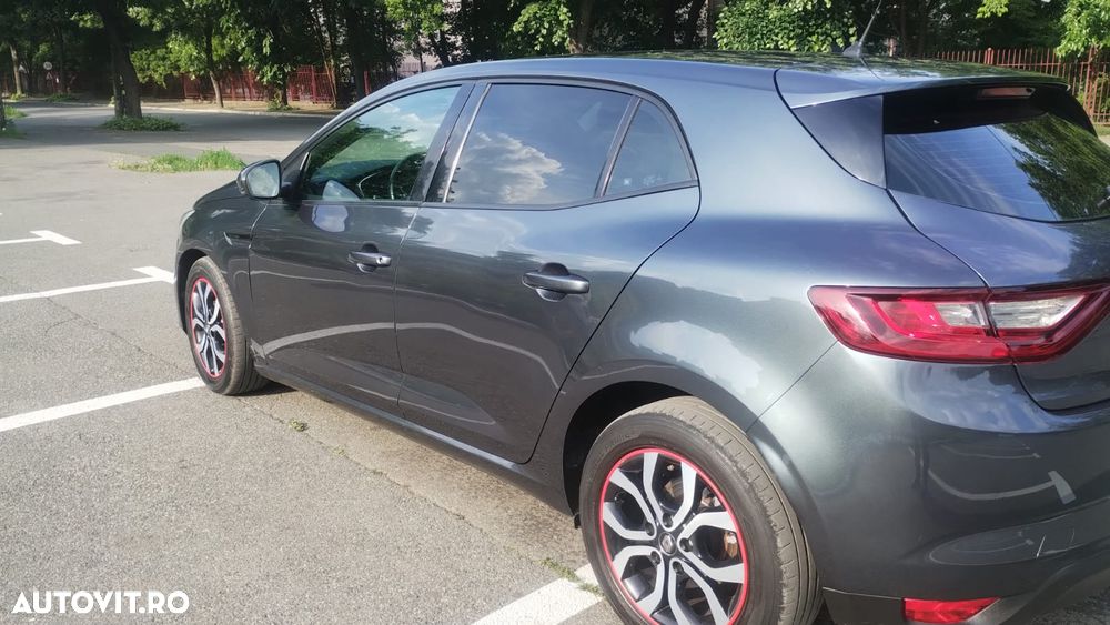 Renault Megane Blue dCi Life - 5