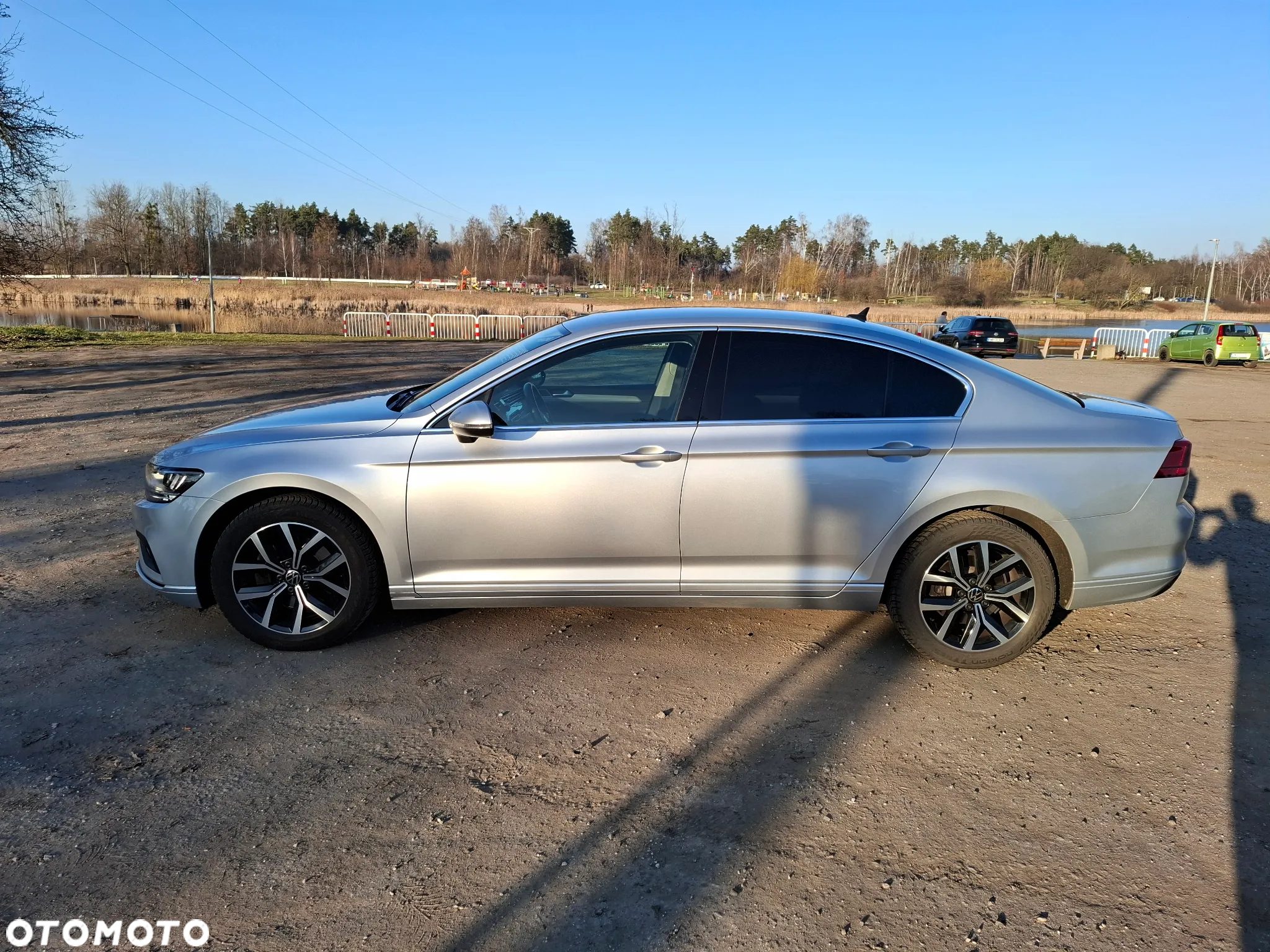 Volkswagen Passat - 4