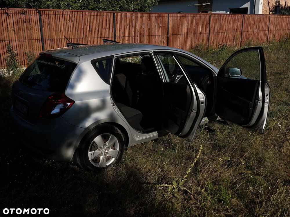 Kia Ceed 1.4 Comfort - 28