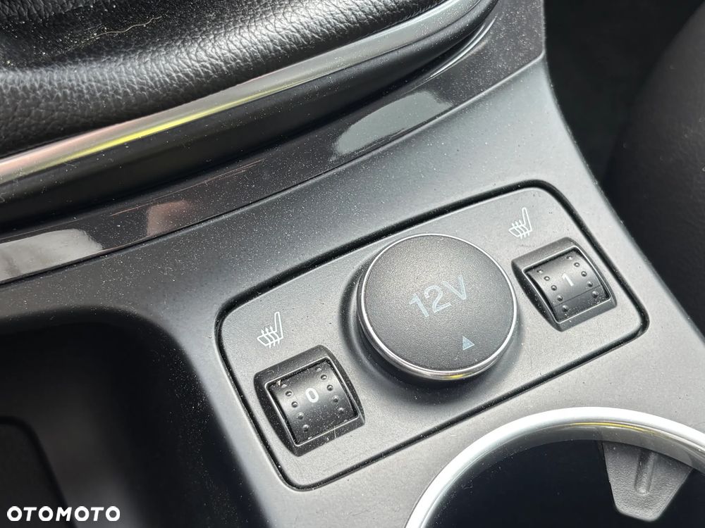 Ford Kuga 2.0 TDCi 4x4 Individual - 24