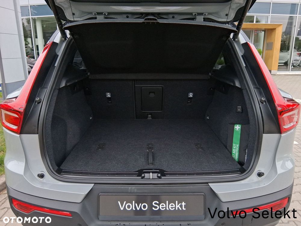 Volvo XC 40 - 28