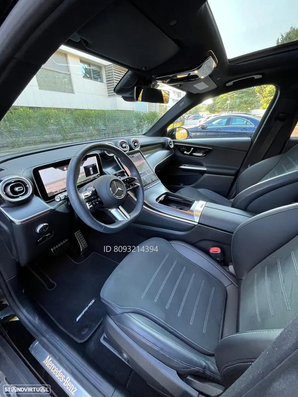 Mercedes-Benz GLC 300 e 4Matic 9G-TRONIC AMG Line Advanced - 12