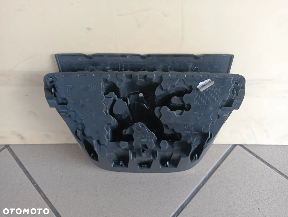 Peugeot 308 od 2007 EMBLEMAT - 2