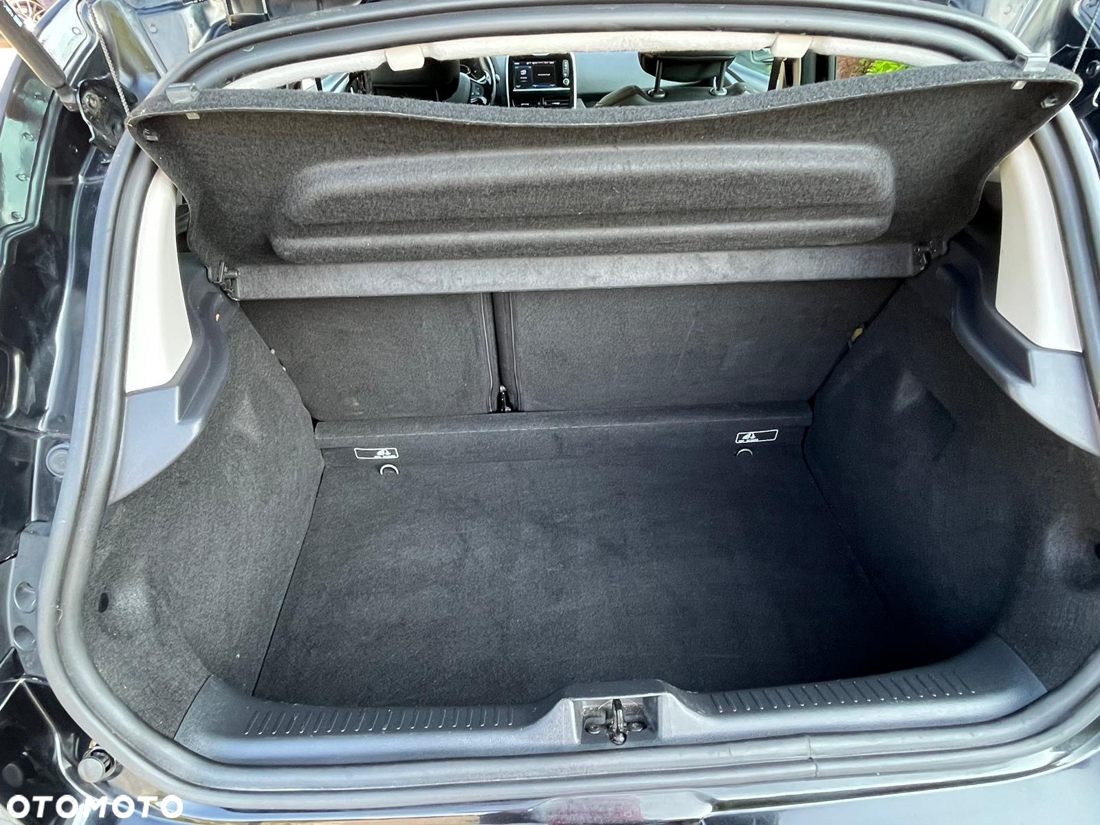 Renault Clio - 10