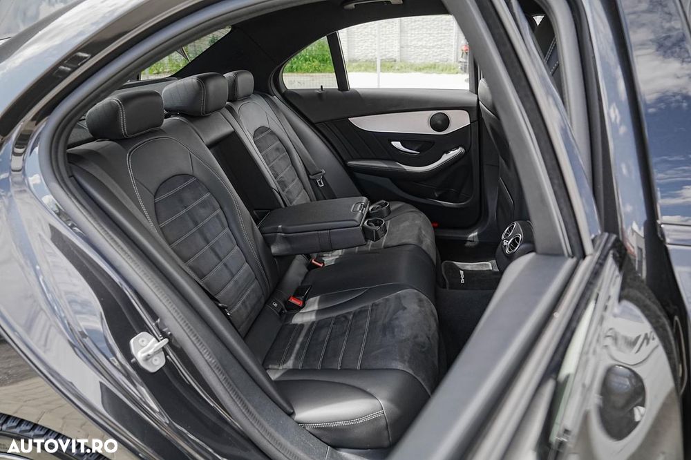 Mercedes-Benz C 200 9G-TRONIC AMG Line - 13