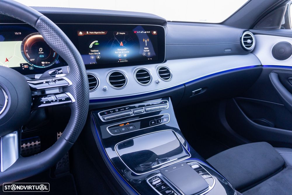 Mercedes-Benz E 300 e Station 9G-TRONIC AMG Line - 25