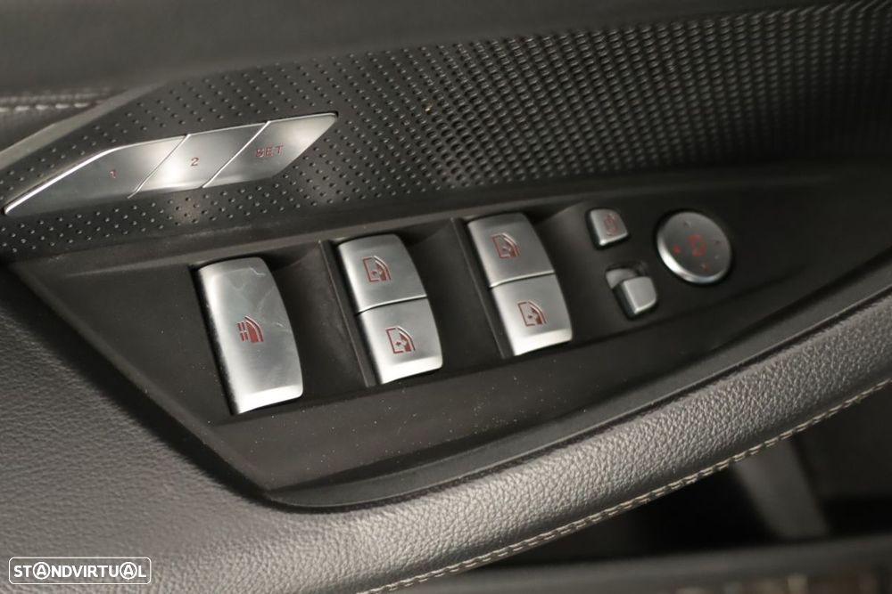BMW 420 d Desportiva M Auto - 25
