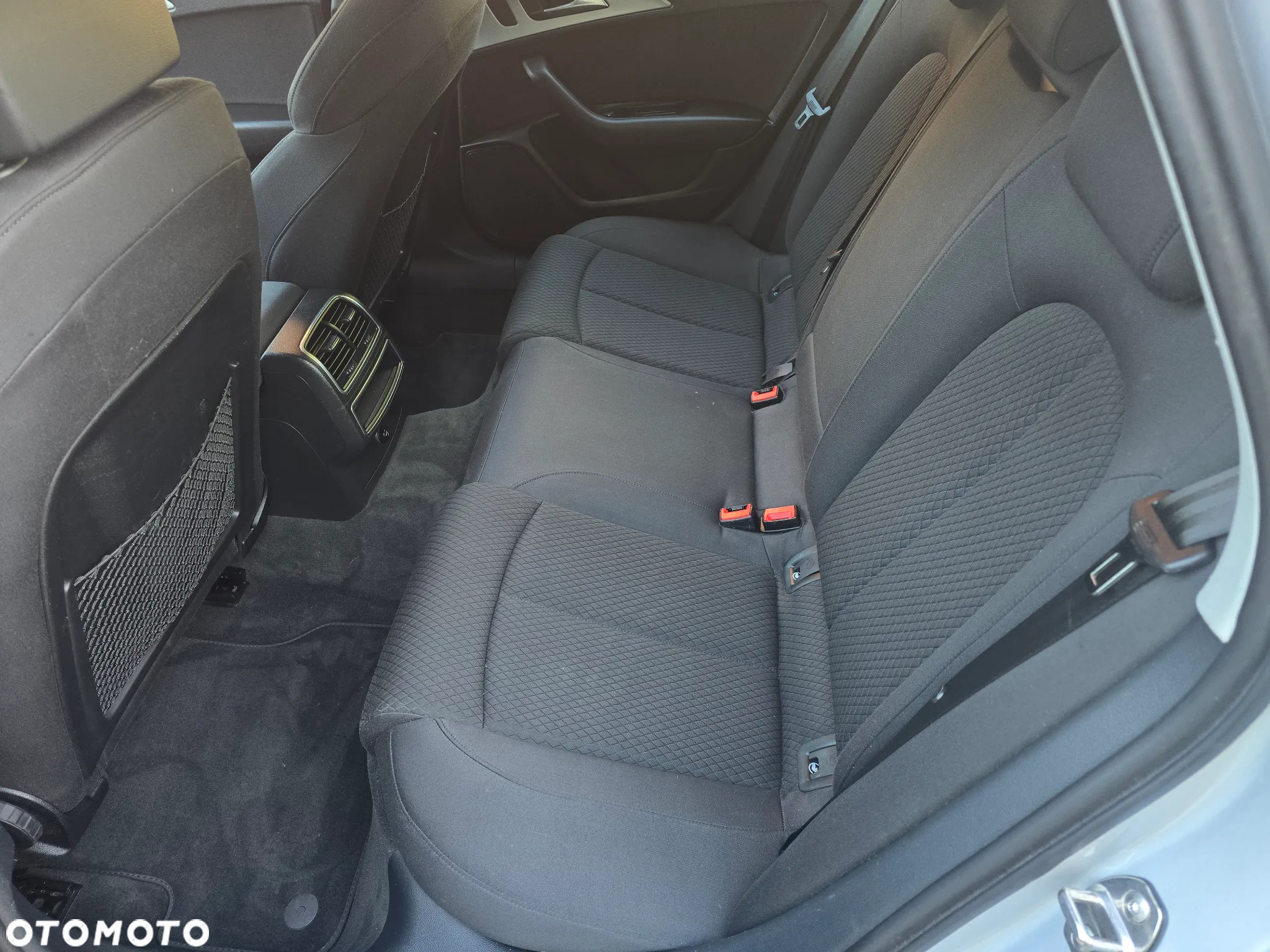 Audi A6 Avant 2.0 TDI DPF sport selection - 23