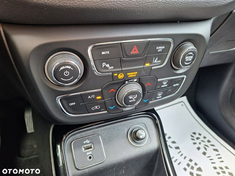 Jeep Compass 1.4 TMair Night Eagle FWD S&S - 13