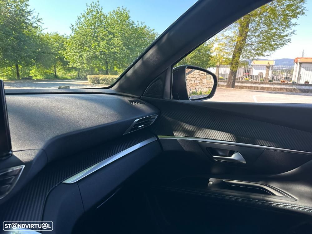 Peugeot 5008 1.5 BlueHDi Allure Pack EAT8 - 28