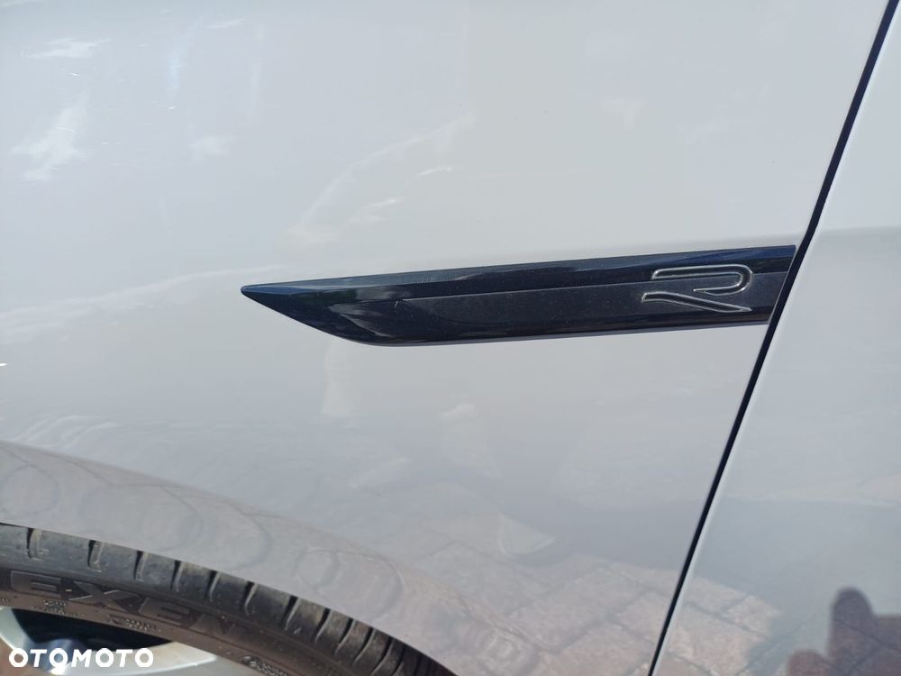 Volkswagen Golf 2.0 TDI SCR DSG R-Line - 12