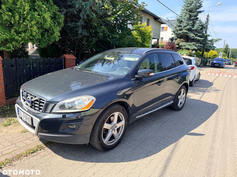 Volvo XC 60 T6 AWD Momentum - 4