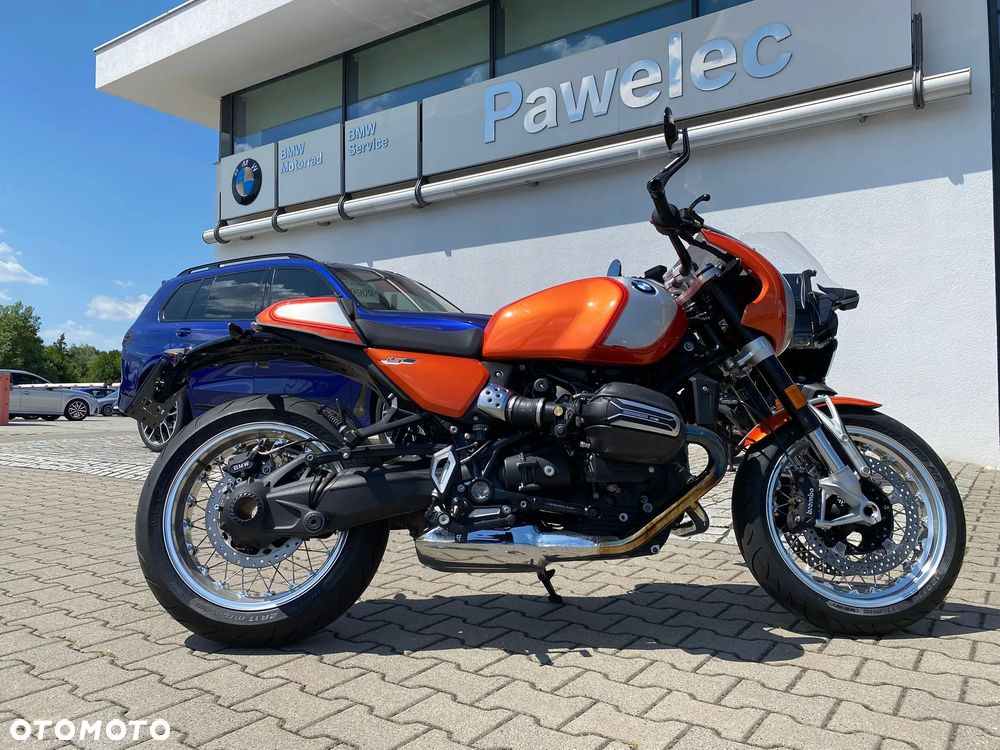 BMW R - 1