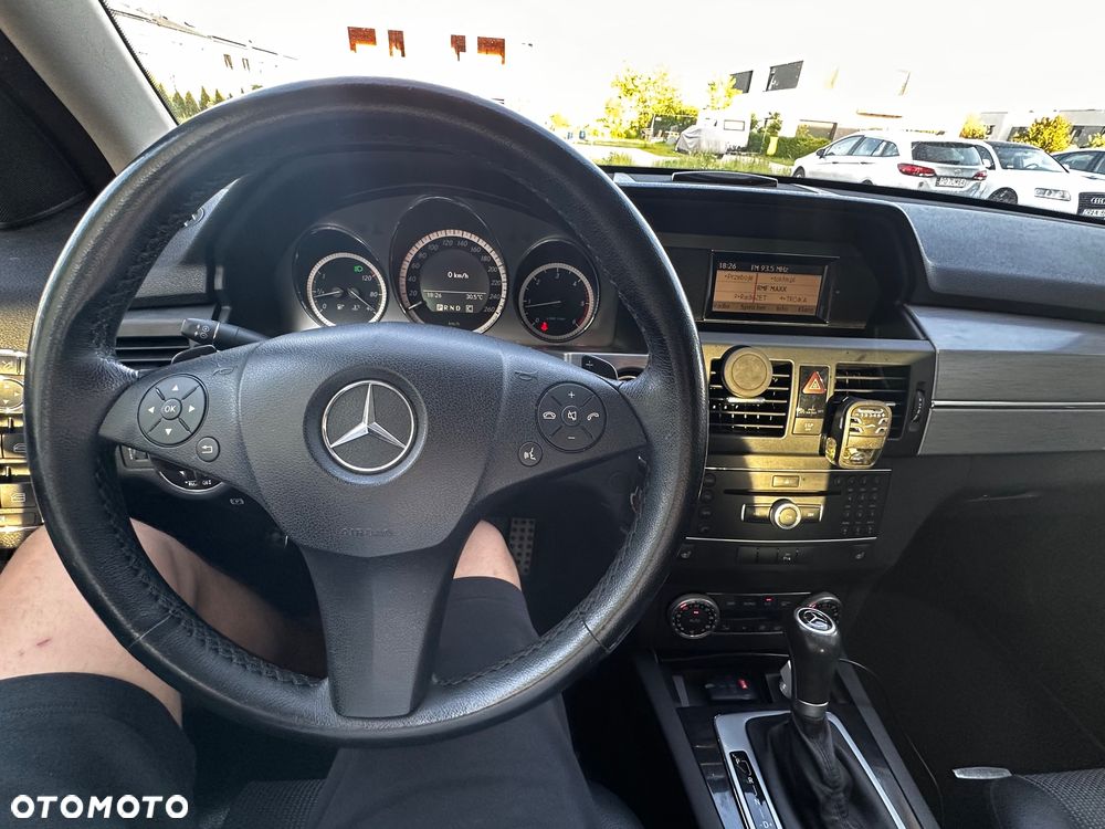 Mercedes-Benz GLK 220 CDI DPF 4Matic BlueEFFICIENCY 7G-TRONIC - 8