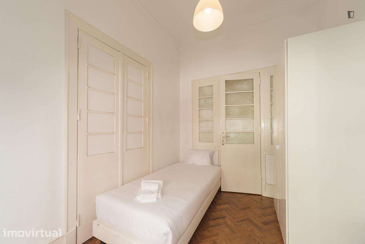Quarto - localizado em Lapa Lisbon - Grande imagem: 5/22