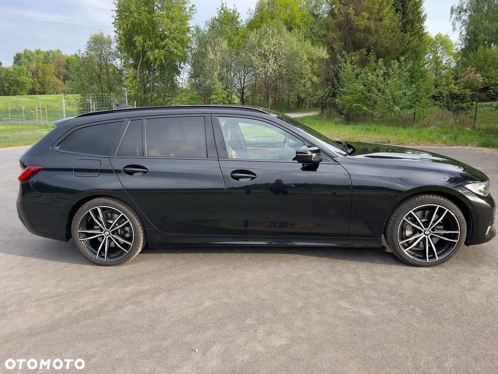 BMW Seria 3 330i Sport Line sport - 4