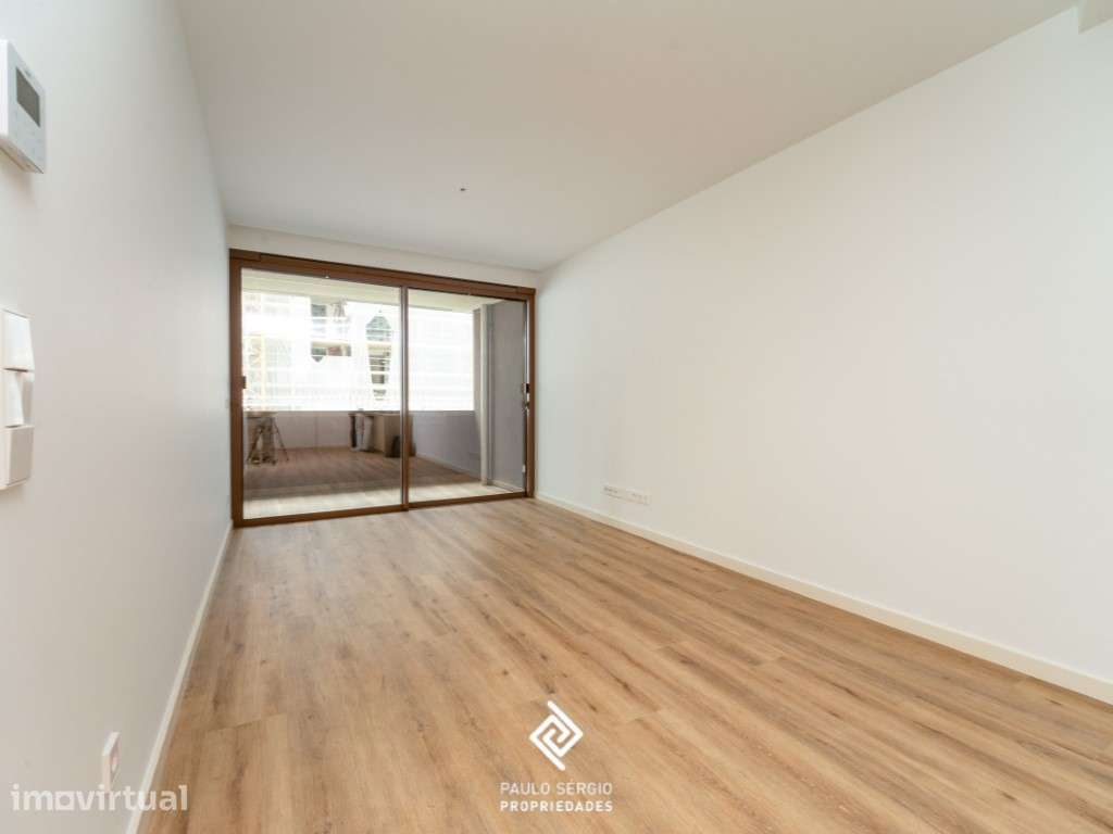 Apartamento T1, Novo, para arrendar no empreendimento Douro Nobilis... - Grande imagem: 3/15