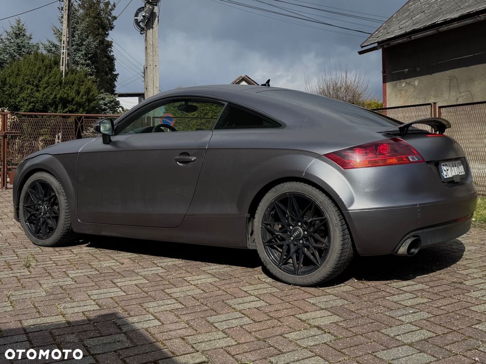 Audi TT Coupé - 7