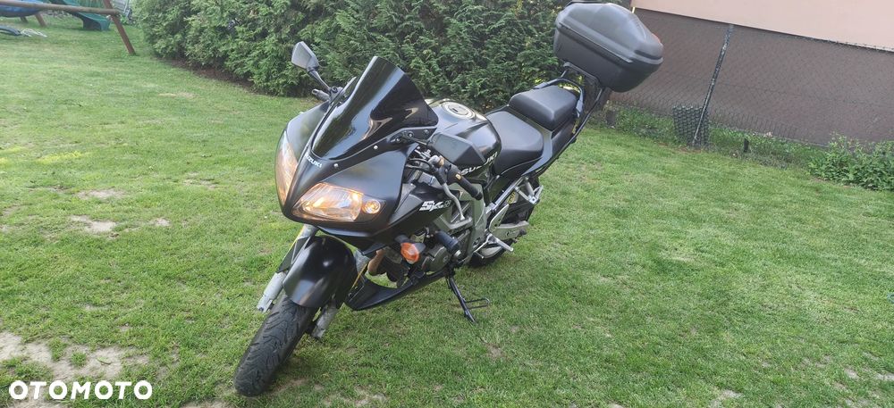 Suzuki SV - 9