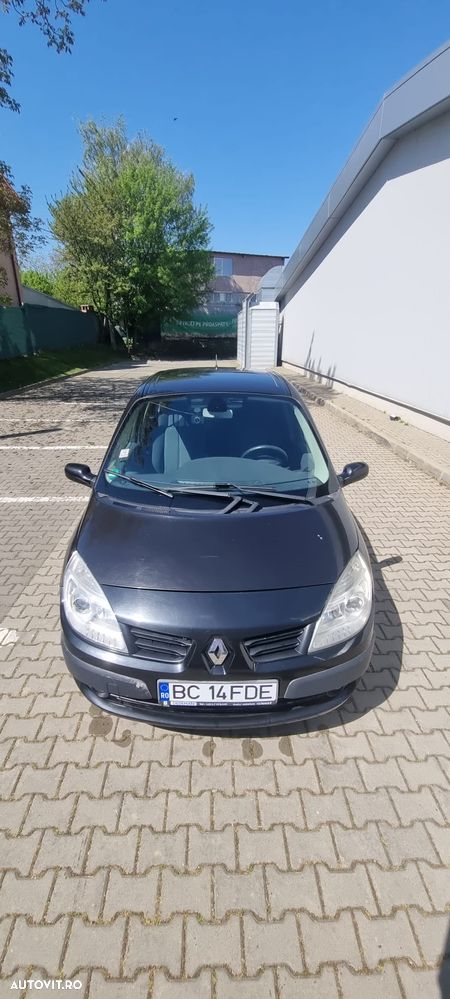 Renault Scenic II 1.5dCi Dynamique - 9