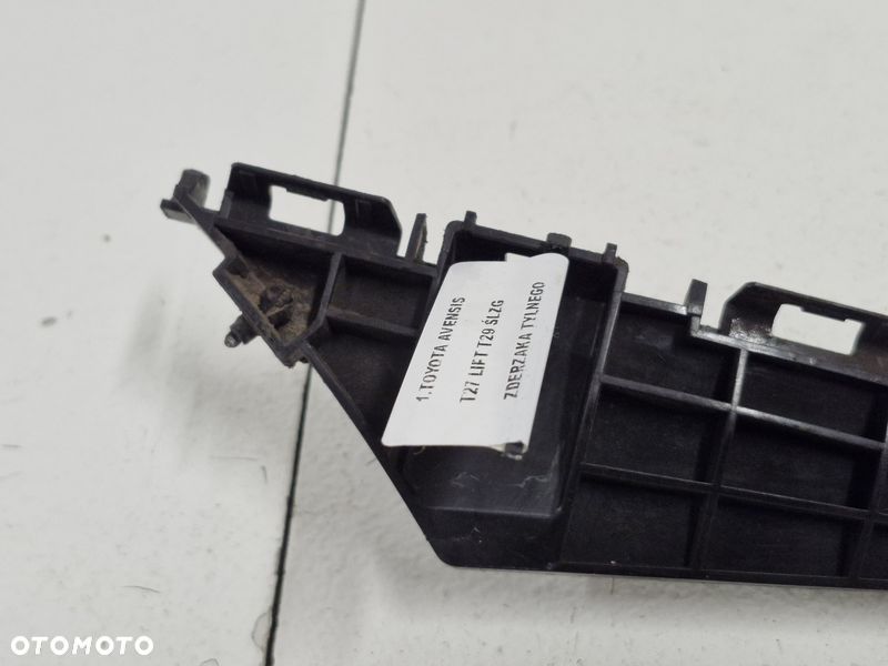 toyota avensis t27 lift t29 ślizg zderzaka tylnego lewy tył 52576-05061 - 3