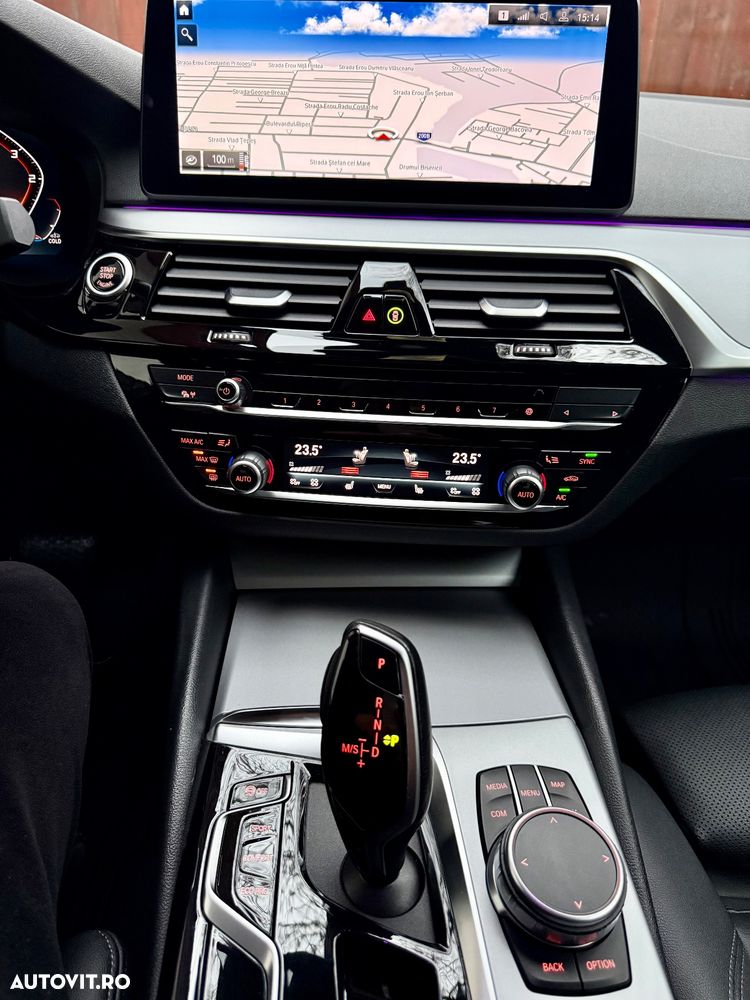 BMW Seria 5 520d Touring Aut. M Sport Edition - 7