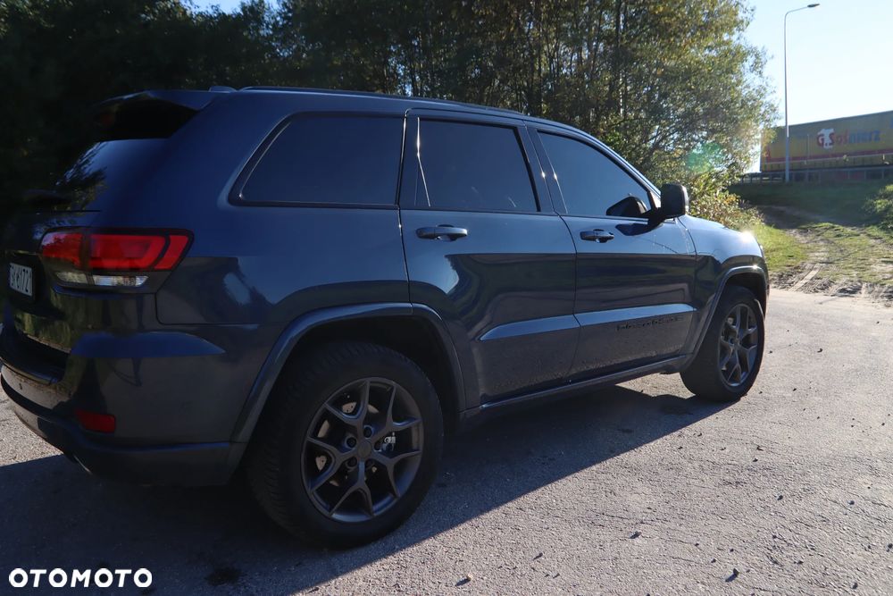 Jeep Grand Cherokee - 4