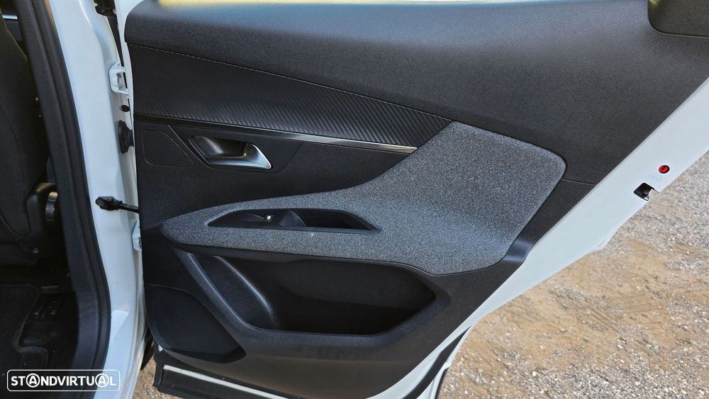 Peugeot 3008 1.5 BlueHDi Active - 54