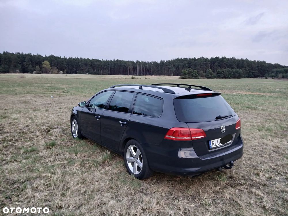 Volkswagen Passat 2.0 TDI Trendline - 4