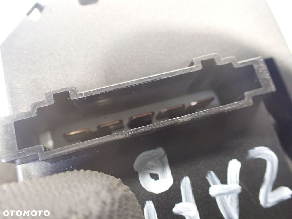 PANEL STEROWANIA NAWIEWU KLIMATYZACJI OPEL ZAFIRA B 1.9 13201300 - 8