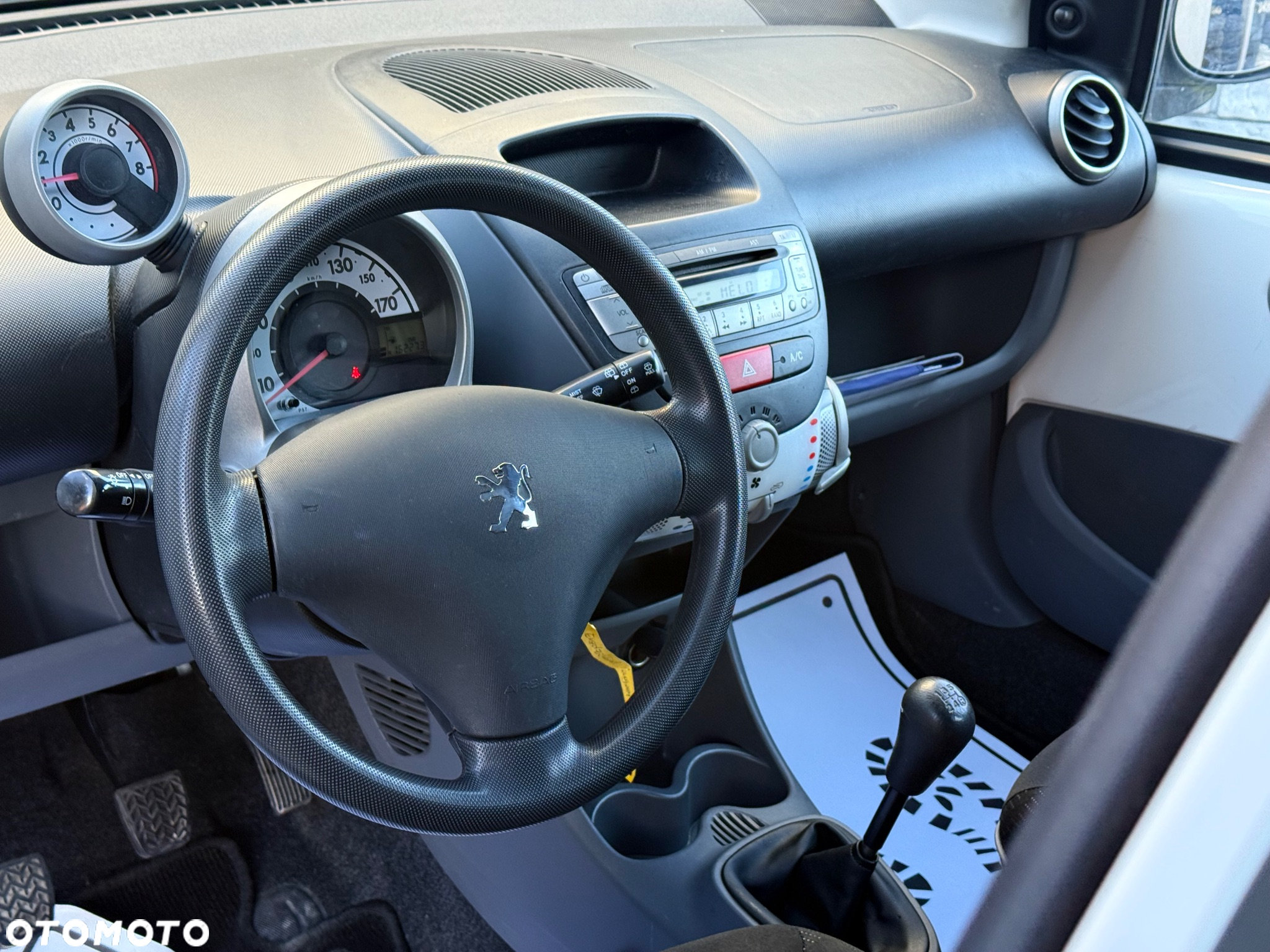 Peugeot 107 1.0 Happy - 26