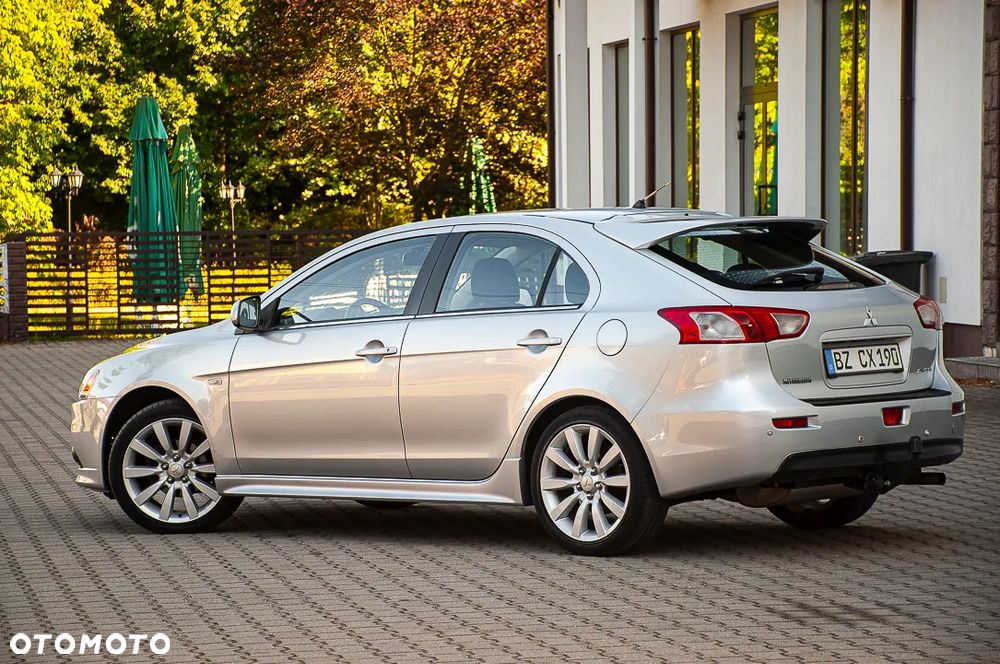 Mitsubishi Lancer 1.8 Intense - 14