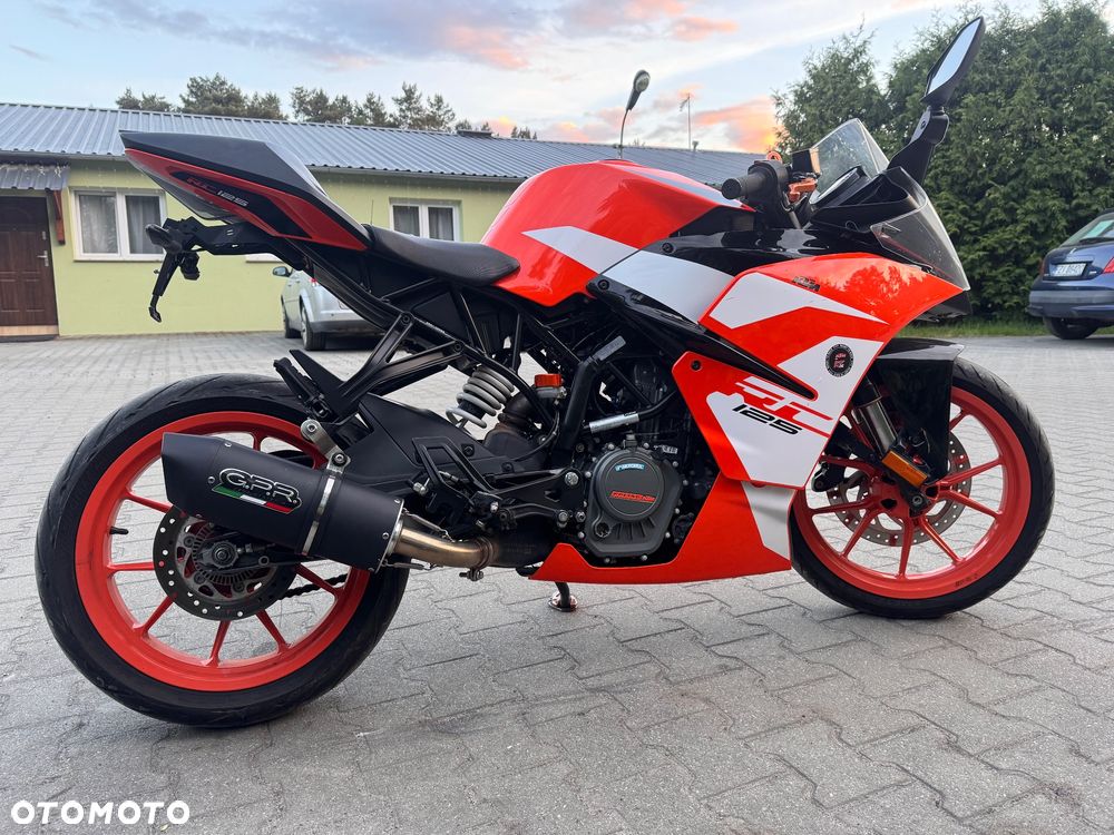 KTM RC 125 - 6