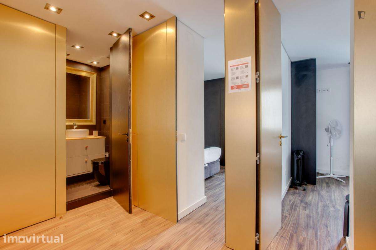 Apartamento com 2 quartos - localizado em Avenida da Liberdade Lisbon - Grande imagem: 4/23