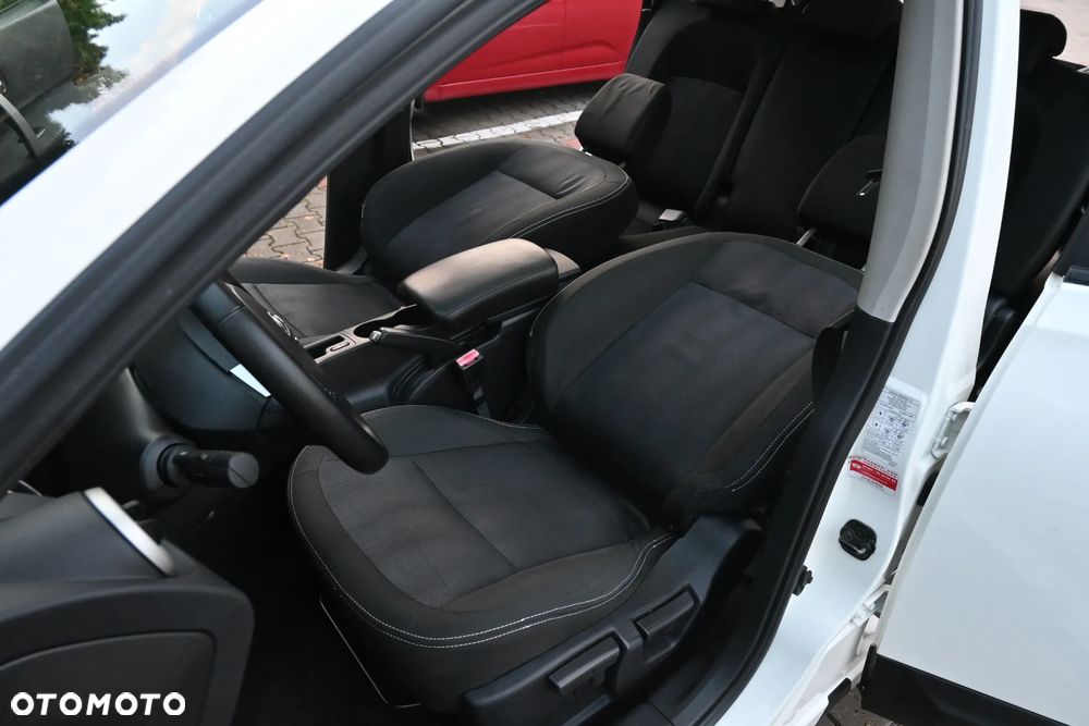 Nissan Qashqai+2 2.0 I-Way - 22